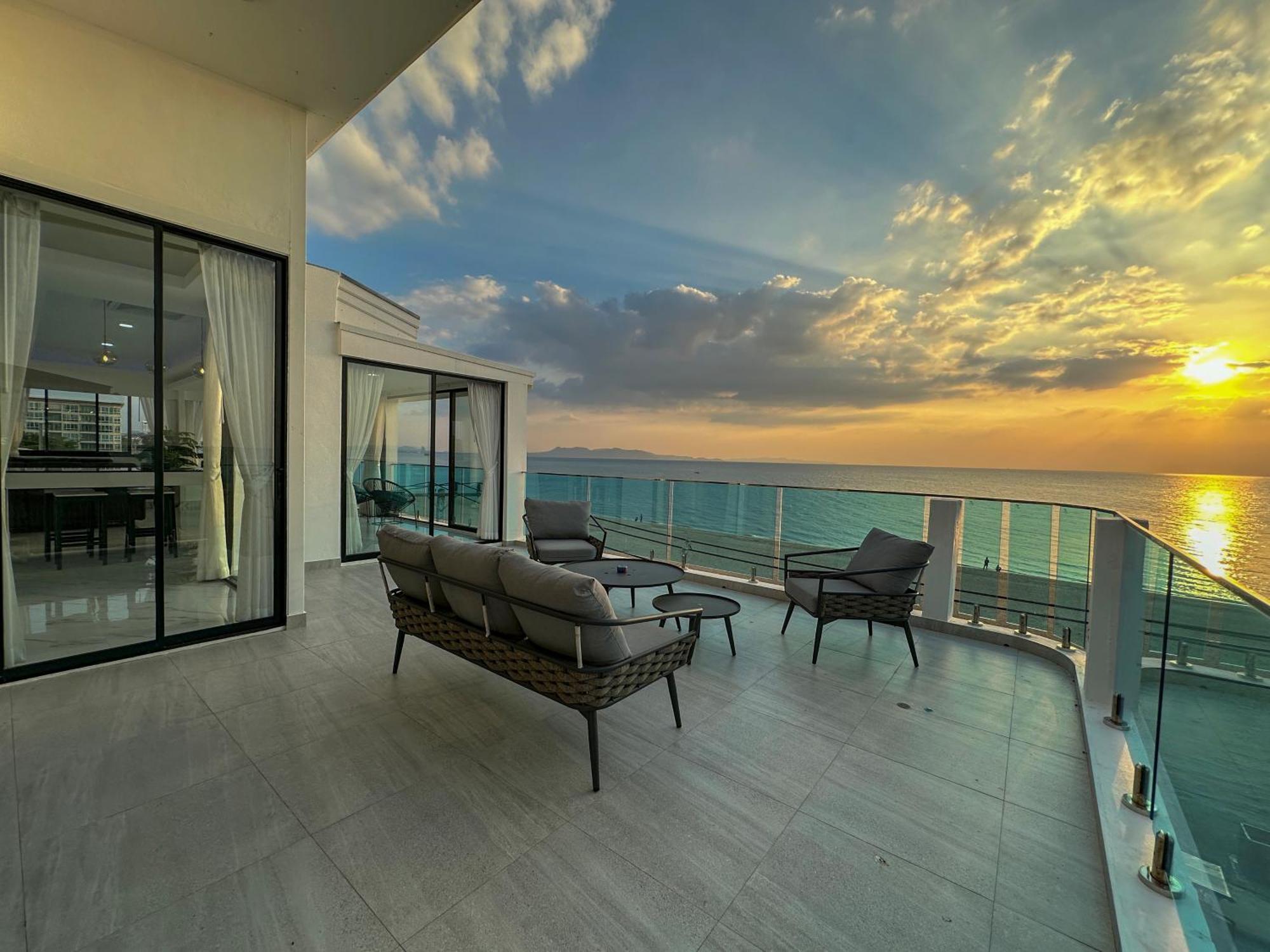 Stunning Beachfront View Luxurious Apartment 40 Jomtien Beach Exterior foto