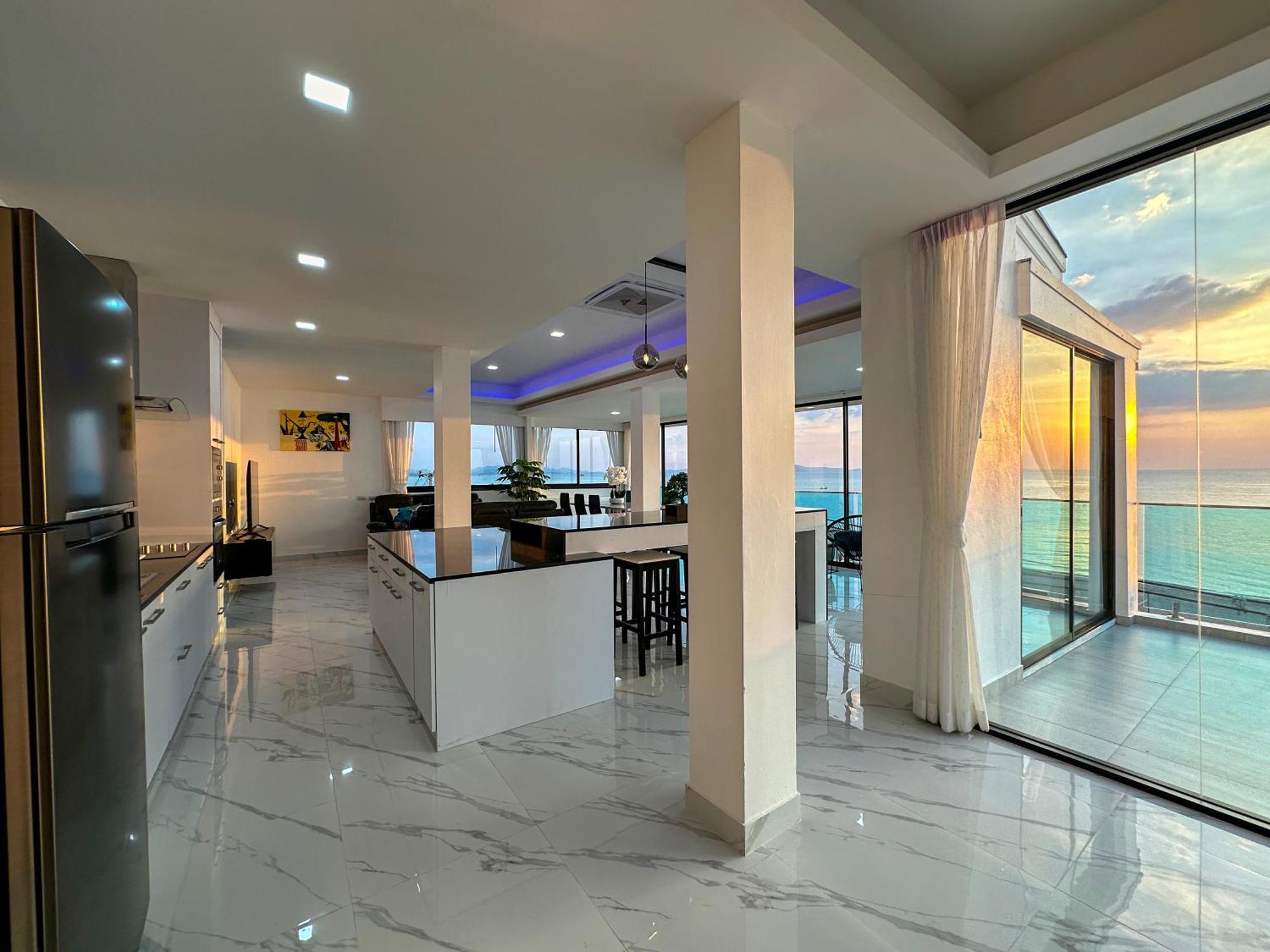 Stunning Beachfront View Luxurious Apartment 40 Jomtien Beach Exterior foto