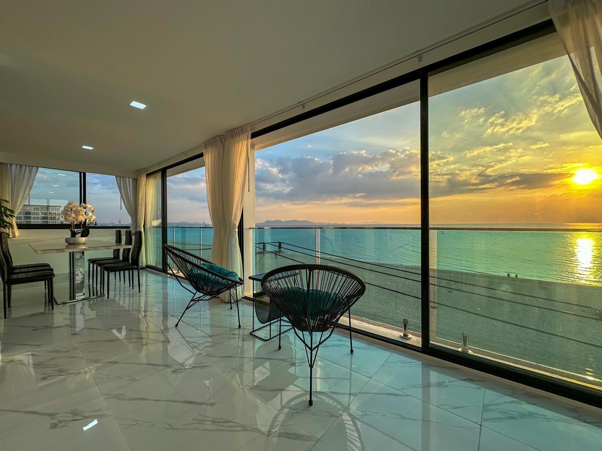 Stunning Beachfront View Luxurious Apartment 40 Jomtien Beach Exterior foto